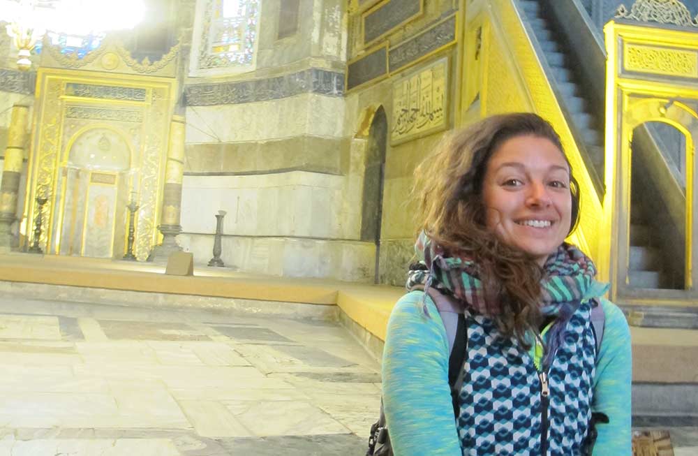 Touristing at Hagia Sofia Istanbul - greta-ma.com