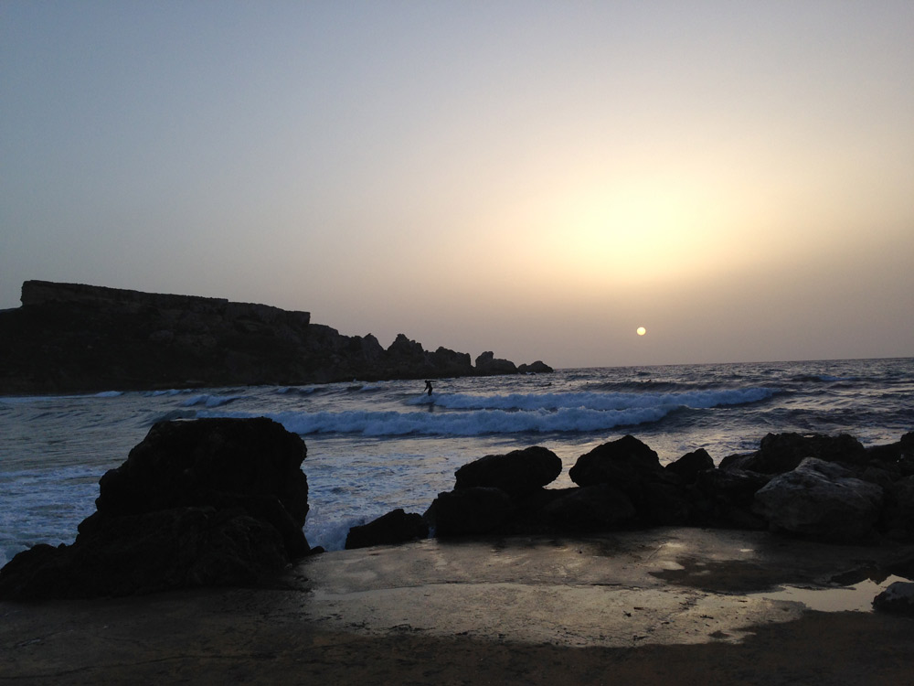 Waves and surfers at Riviera